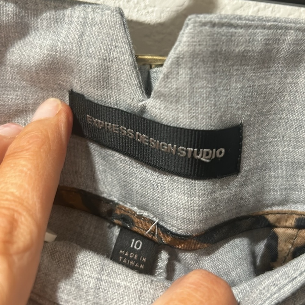 Express Design Studio Cropped Pant - Picture 3 of 6